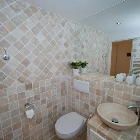 Villarama Apartmán *